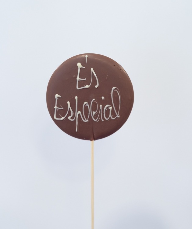 Fleurs à Lisbonne - Chocolate de Leite "És Especial" (1)