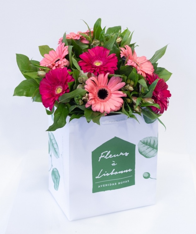 Fleurs à Lisbonne - Ramo de Gerberas Rosas (1)