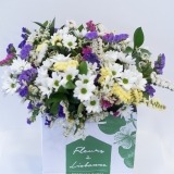 Bouquet of Country Daisies (4)