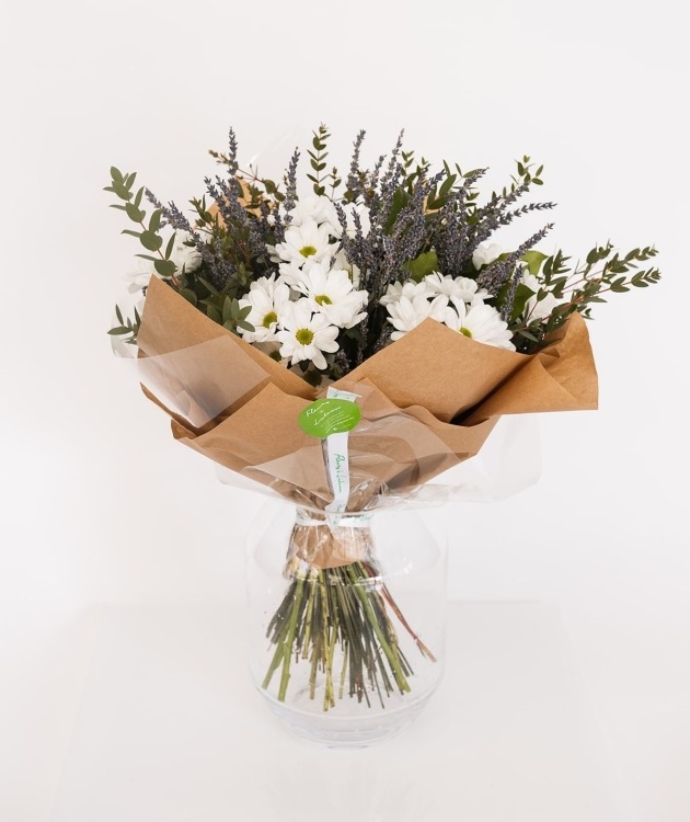 Fleurs à Lisbonne - Bouquet of Daisies and Lavender (3)