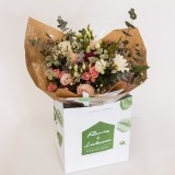 Fleurs à Lisbonne - Country Bouquet with  Roses of Santa Teresa and Gerberas 2 Thumb