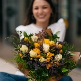 Feldzweig mit Gelben Freesien (8)