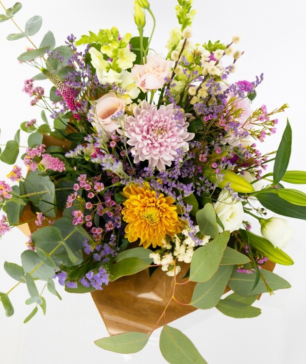 Fleurs à Lisbonne - Anastasia Mix Strauß (4)