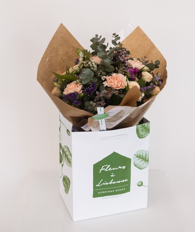 Fleurs à Lisbonne - Nude Country Bouquet (1)