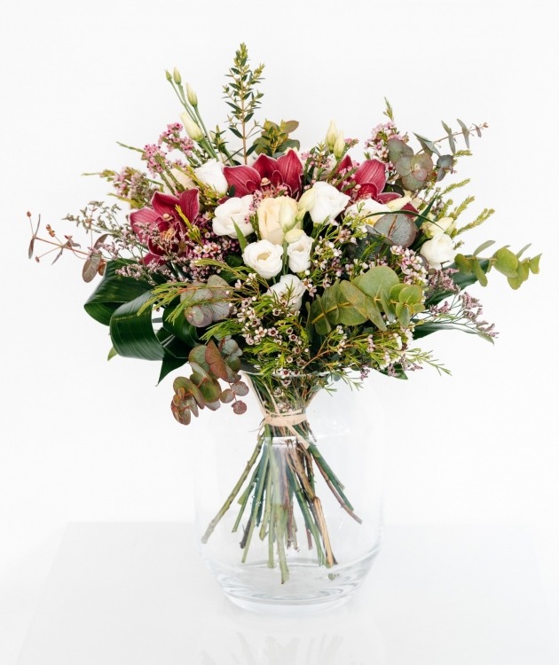 Fleurs à Lisbonne - Bouquet of Pink Orchids and White Roses 2