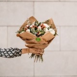 Fleurs à Lisbonne - Premium White Country Roses  5 Thumb