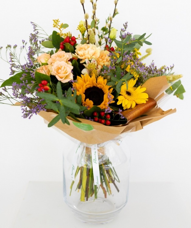 Fleurs à Lisbonne - Bouquet of Sunflowers and Carnations (3)