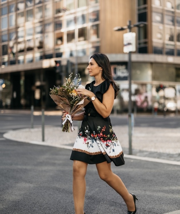 Fleurs à Lisbonne - Ramo de Girasoles y Gerberas Rosas (7)