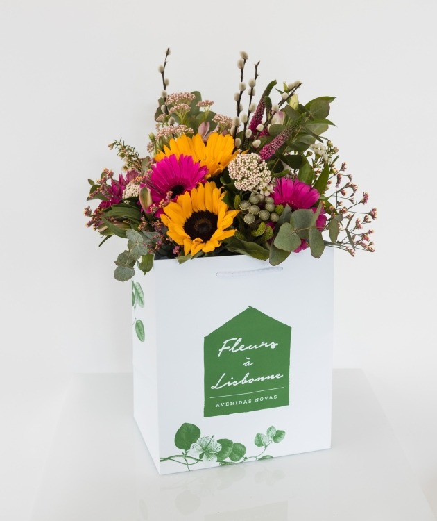 Fleurs à Lisbonne - Ramo de Girasoles y Gerberas Rosas (1)