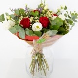 Bouquet of Red Roses and Lisianthus  (4)
