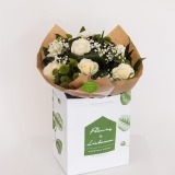 Fleurs à Lisbonne - Bouquet of Roses and Green Daisies 1 Thumb