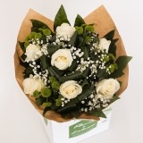Bouquet of Roses and Green Daisies (2)