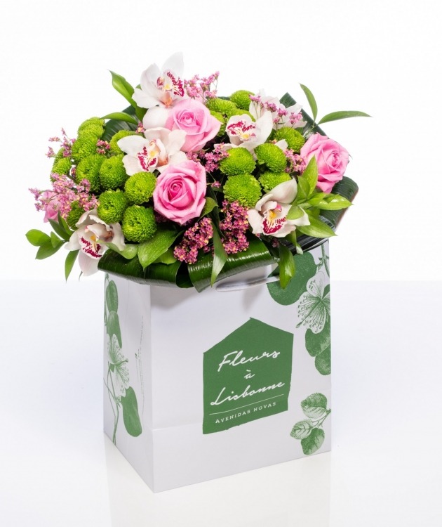 Fleurs à Lisbonne - Ramo de Rosas e Orquídeas 1
