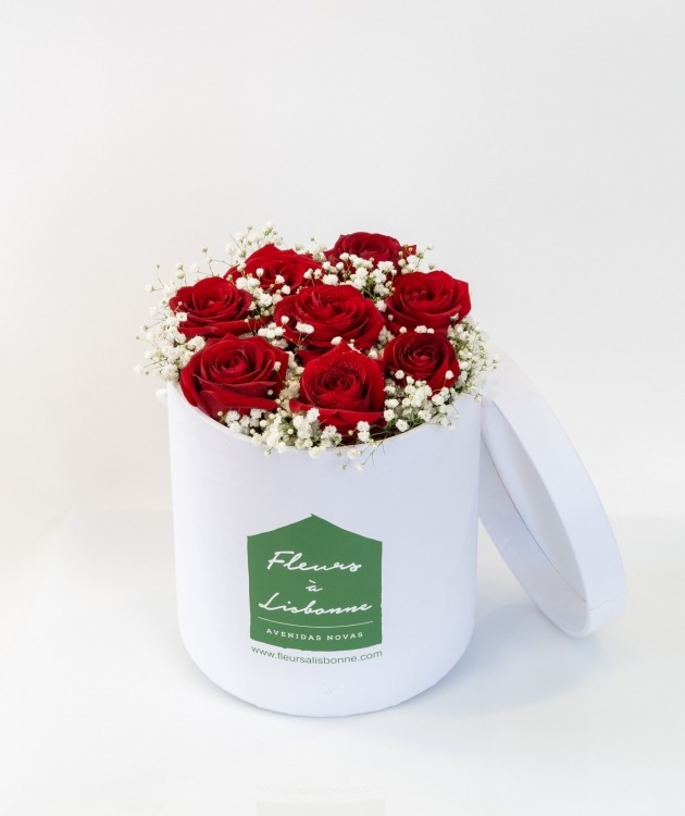Fleurs à Lisbonne - Tall Box of Red Roses (1)