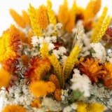 Caixa de Flores Secas Laranjas e Brancas (3)