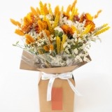 Caixa de Flores Secas Laranjas e Brancas (2)