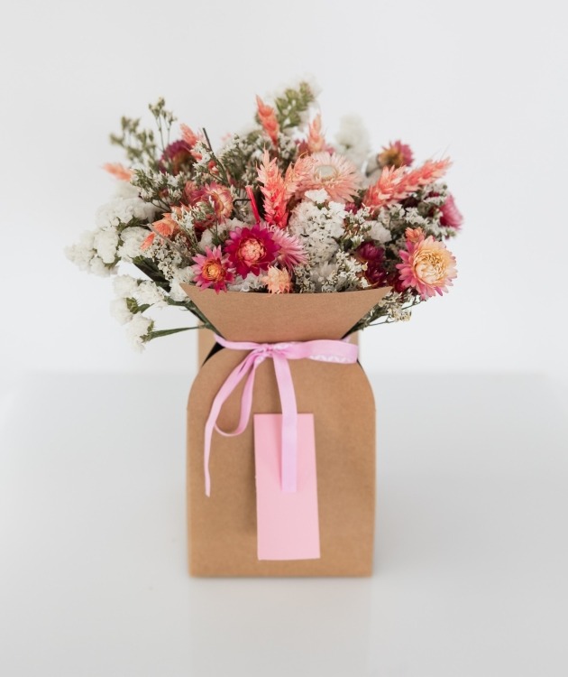 Fleurs à Lisbonne - Light Pink Dried Flower Box (1)