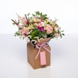 Schachtel mit Landblumenarrangement (1)