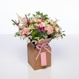 Fleurs à Lisbonne - Box with Bouquet of Country Flowers 1 Thumb
