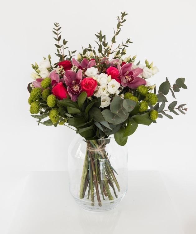 Fleurs à Lisbonne - Bouquet of Roses, Orchids and Green Daisies (2)