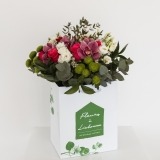 Bouquet of Roses, Orchids and Green Daisies (1)